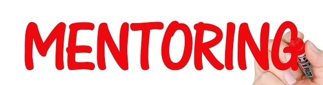 Imagen que pone mentor alguien que te ayudara más de lo que puedes llegar a pensar en un tratamiento adicciones